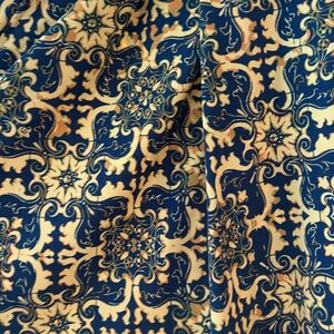 Lularoe Madison skirt with pockets